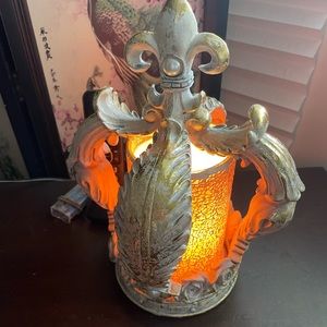 Pink zebra crown warmer